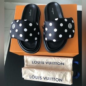 NWB Louis Vuitton Pool Pillow Comfort Mule